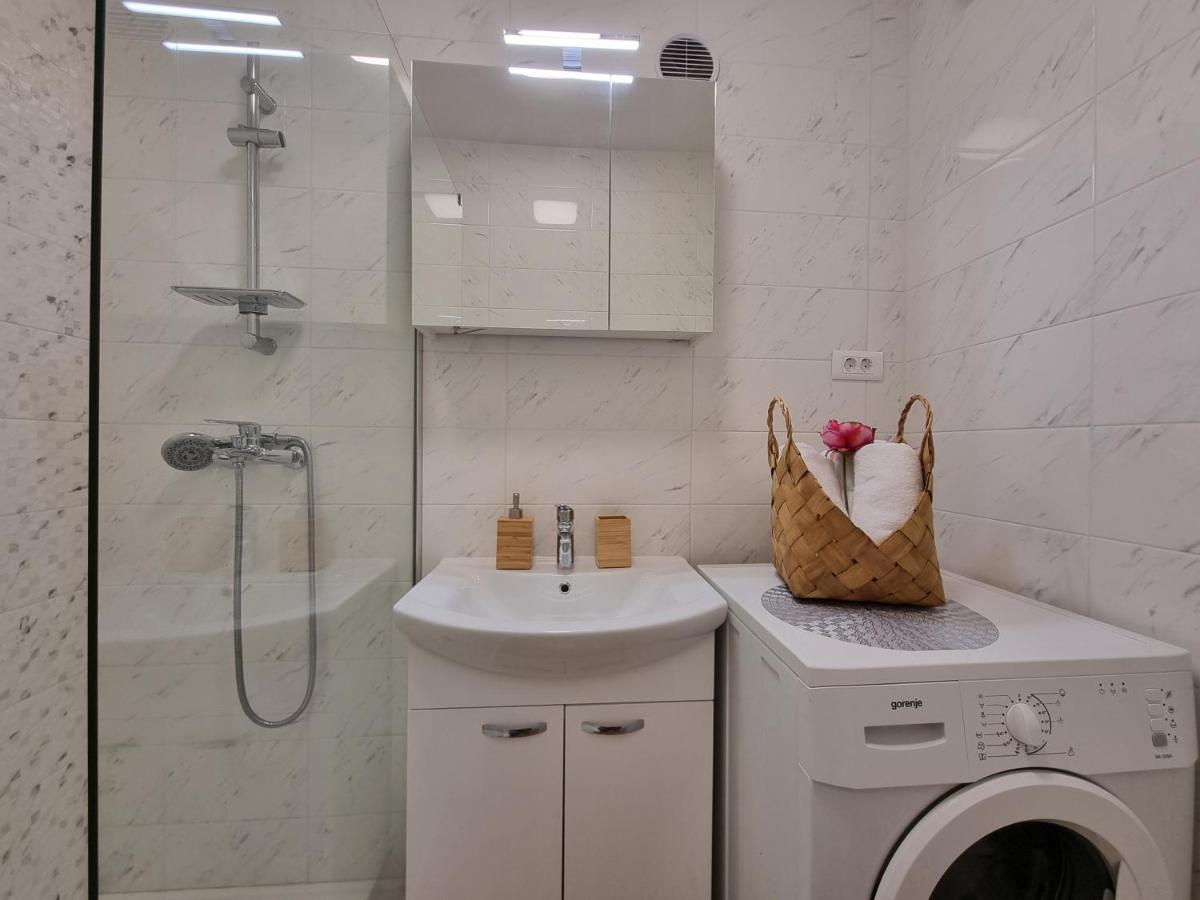 Babylu Apartman Zadar Exterior foto