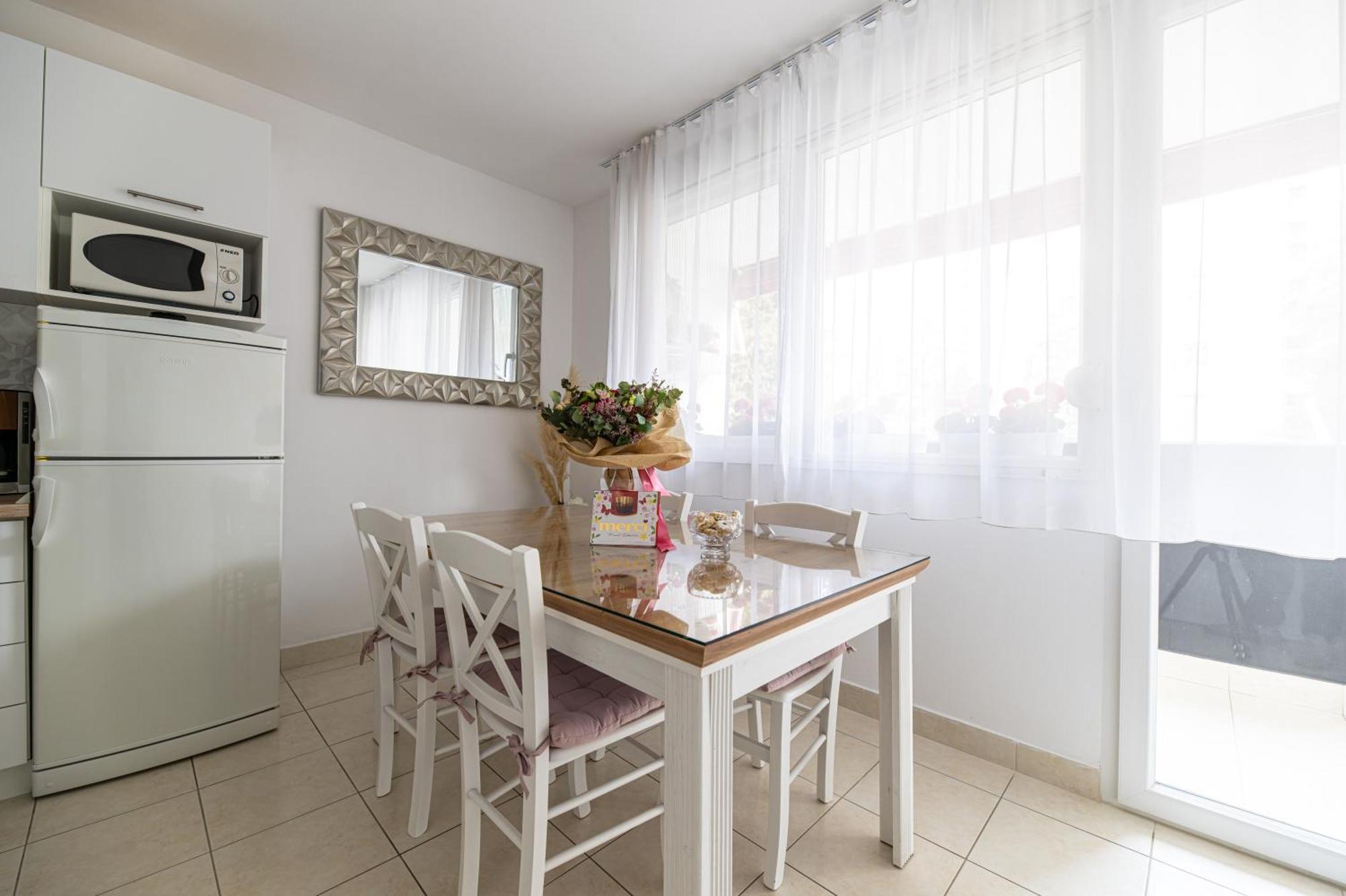 Babylu Apartman Zadar Exterior foto